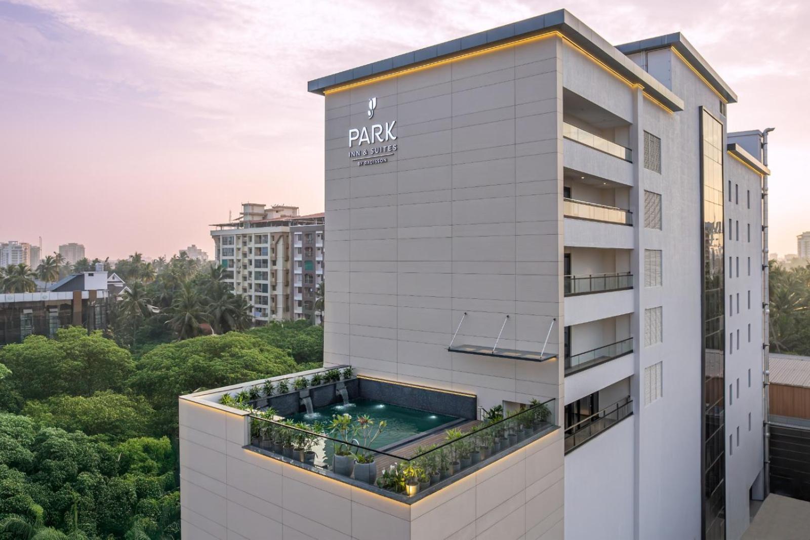 Park Inn & Suites By Radisson Thrissur East Fort Esterno foto