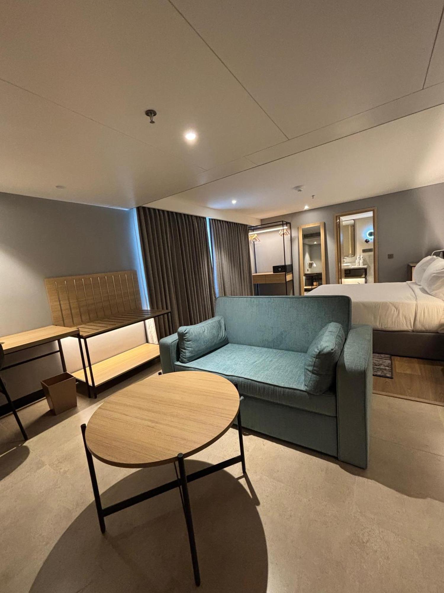 Park Inn & Suites By Radisson Thrissur East Fort Esterno foto